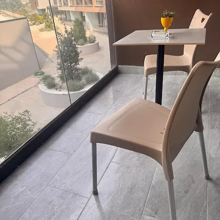 Modern & Bright With Vardar River View * Üsküp