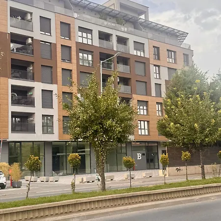 Modern & Bright With Vardar River View